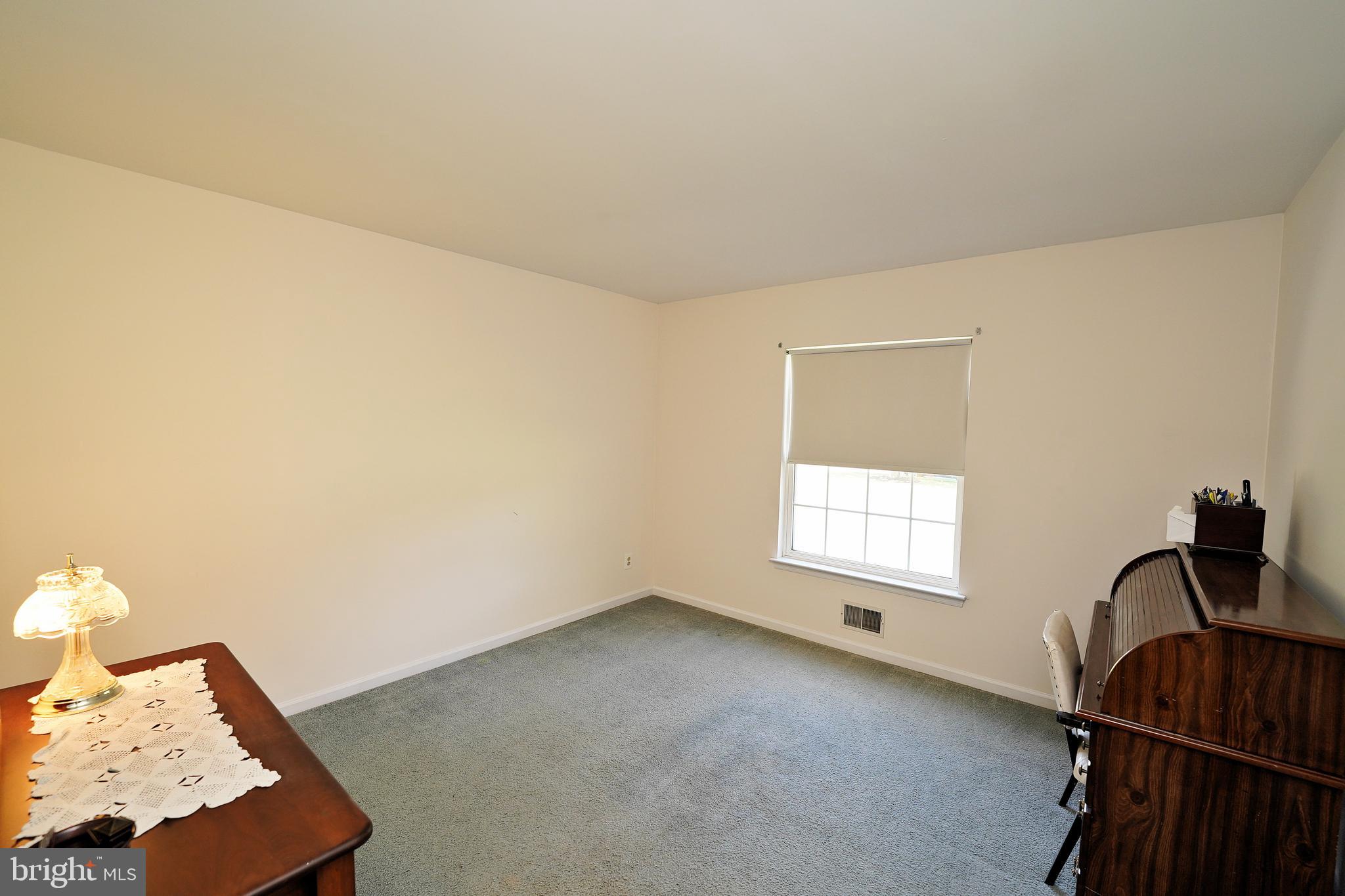 276 Warren Drive Wrightstown, NJ 08562 - Photo 20 of 44