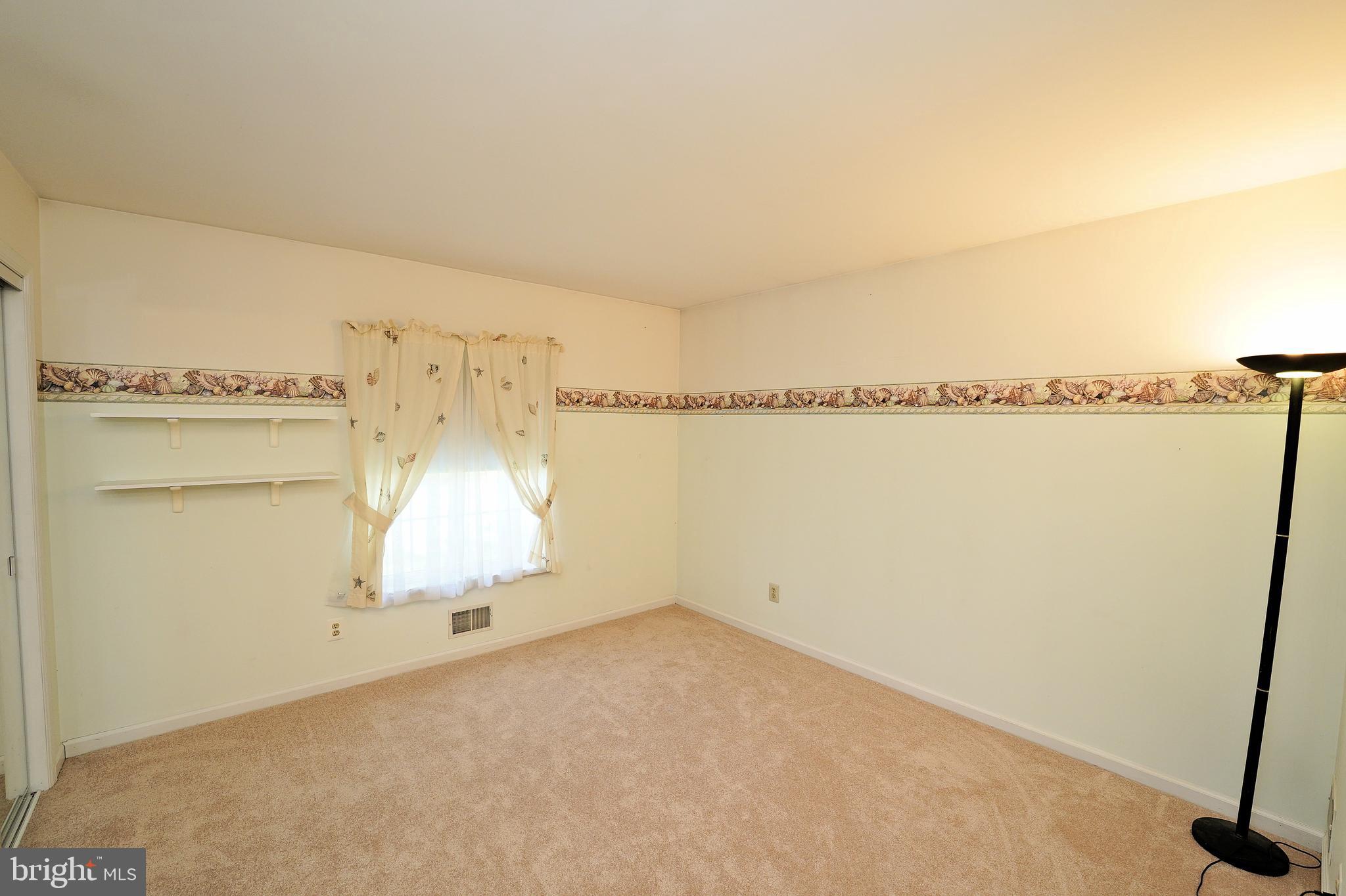 276 Warren Drive Wrightstown, NJ 08562 - Photo 22 of 44
