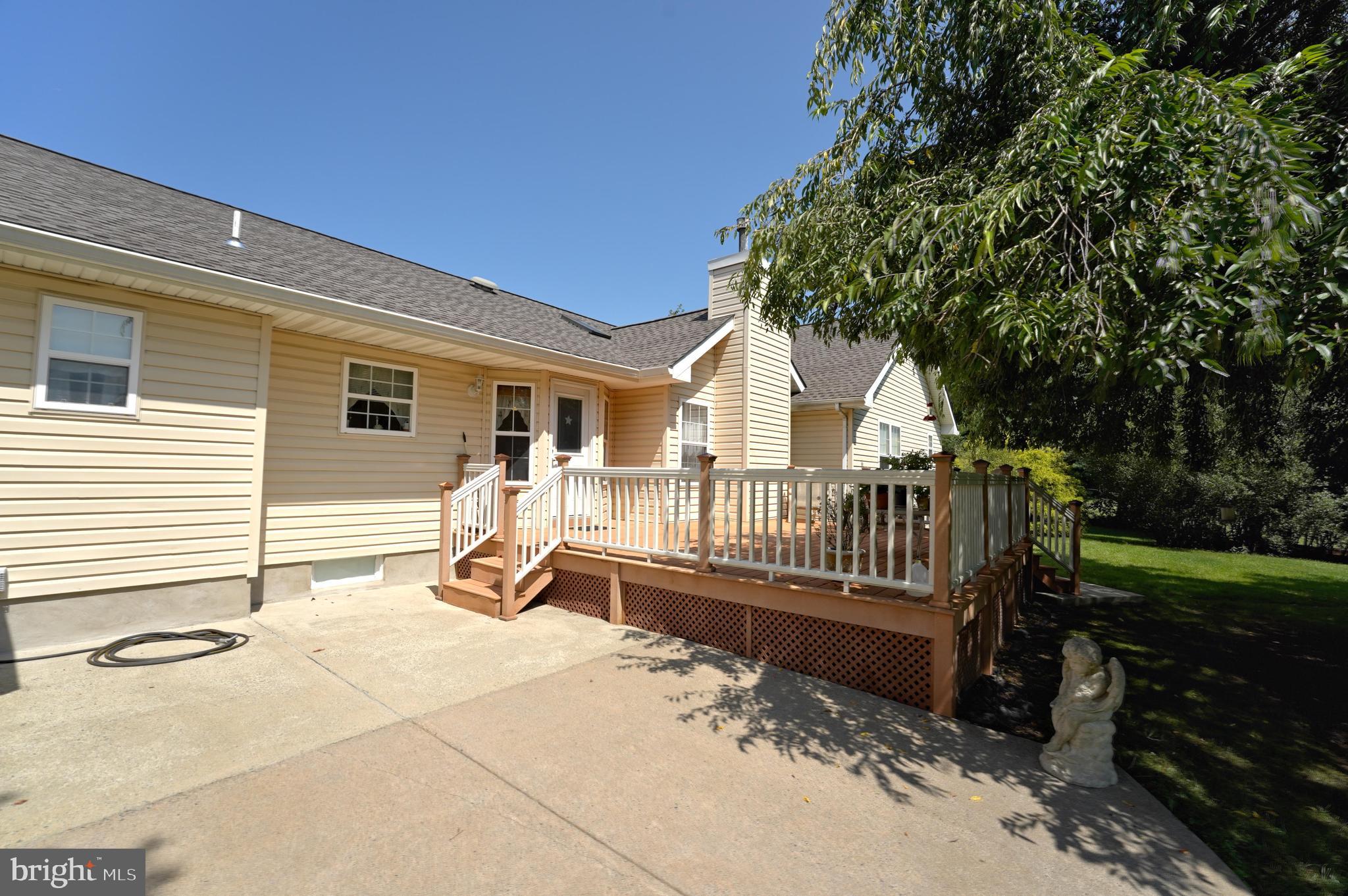 276 Warren Drive Wrightstown, NJ 08562 - Photo 33 of 44