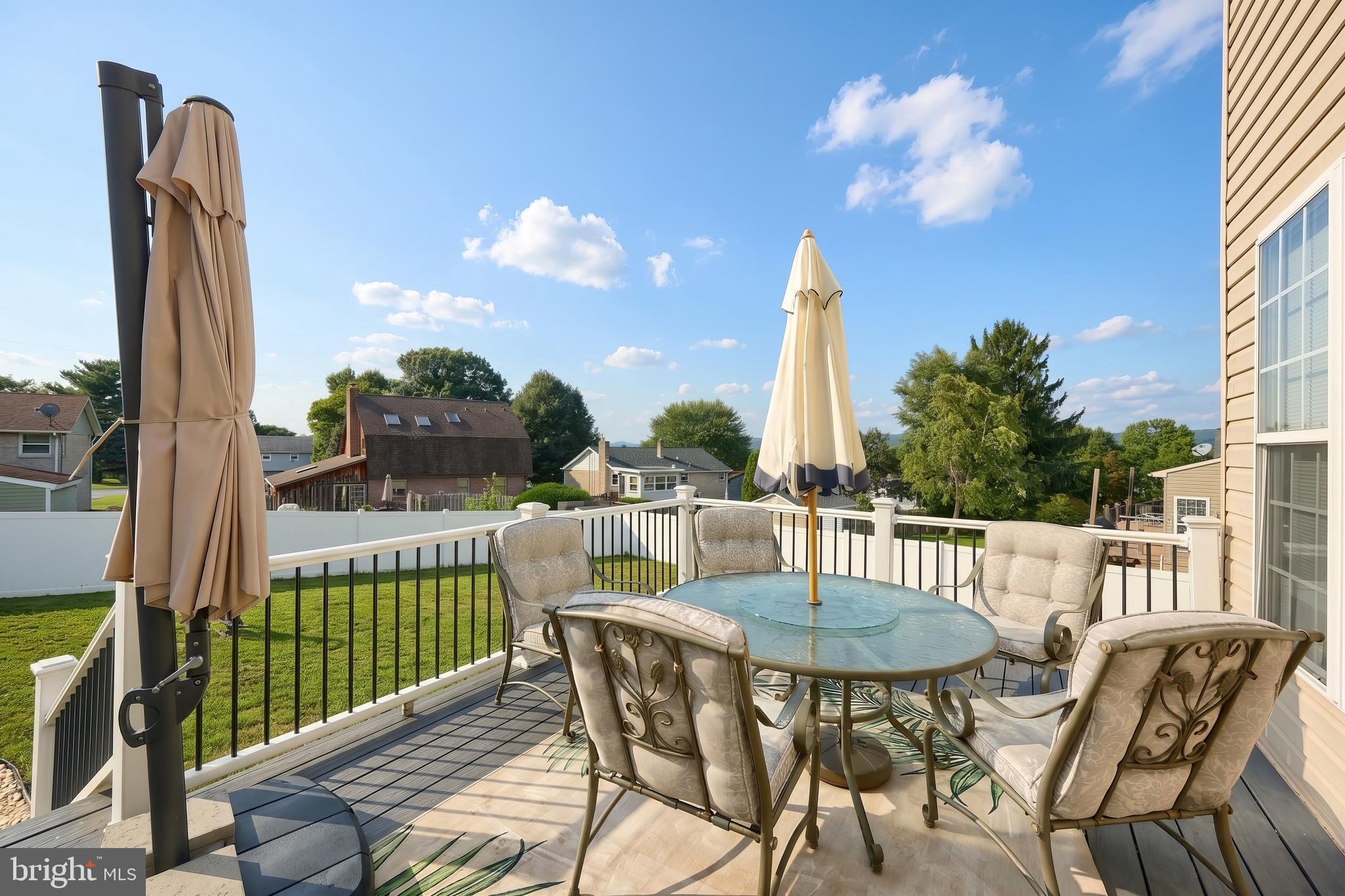 406 Wynwood Road York, PA 17402 - Photo 39 of 58 Deck