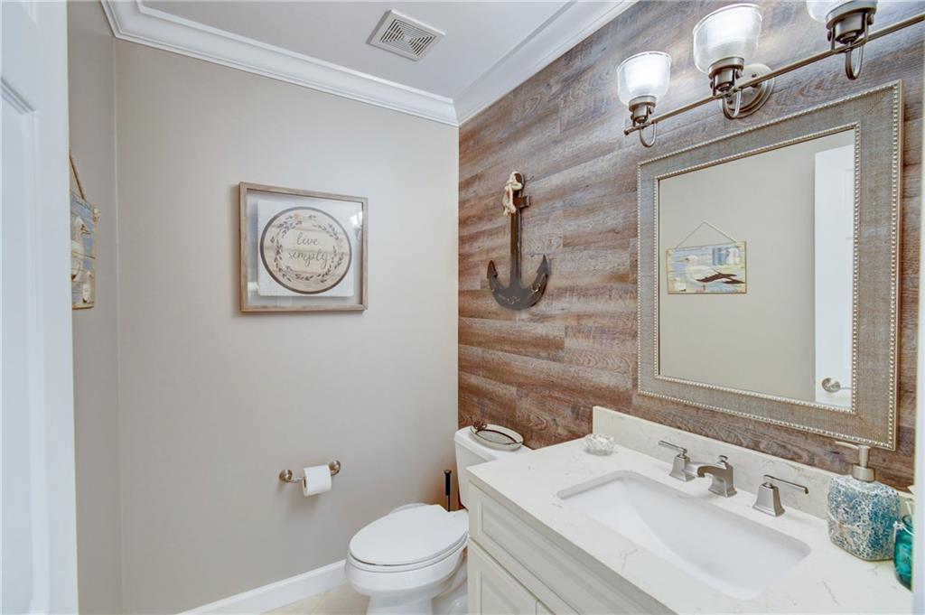 12 North River Road Sewall's Point, FL 34996 - Photo 20 of 43 Gallery Image 20