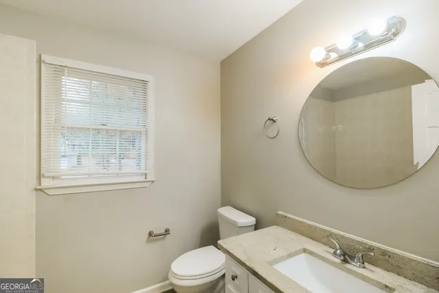 $299,000 | 1672 Briarbend Court, Stone Mountain, GA 30088