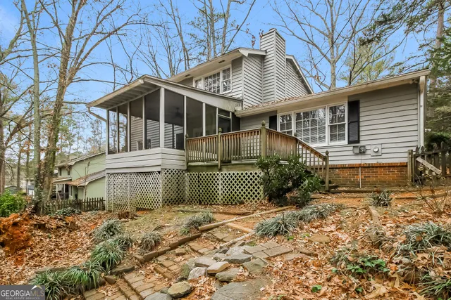 $299,000 | 1672 Briarbend Court, Stone Mountain, GA 30088