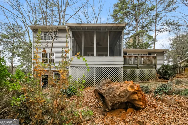 $299,000 | 1672 Briarbend Court, Stone Mountain, GA 30088