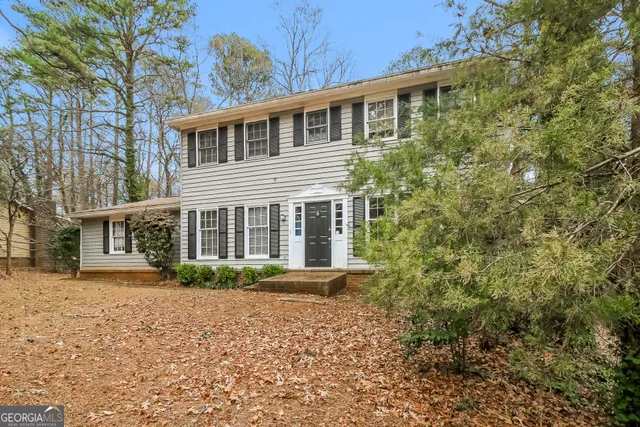 $299,000 | 1672 Briarbend Court, Stone Mountain, GA 30088