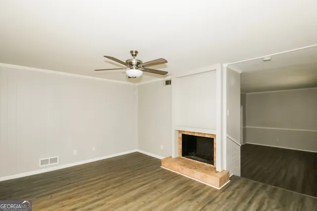 $299,000 | 1672 Briarbend Court, Stone Mountain, GA 30088