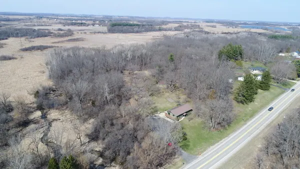$579,900 | W9498 Highway 18, Oakland, WI 53523
