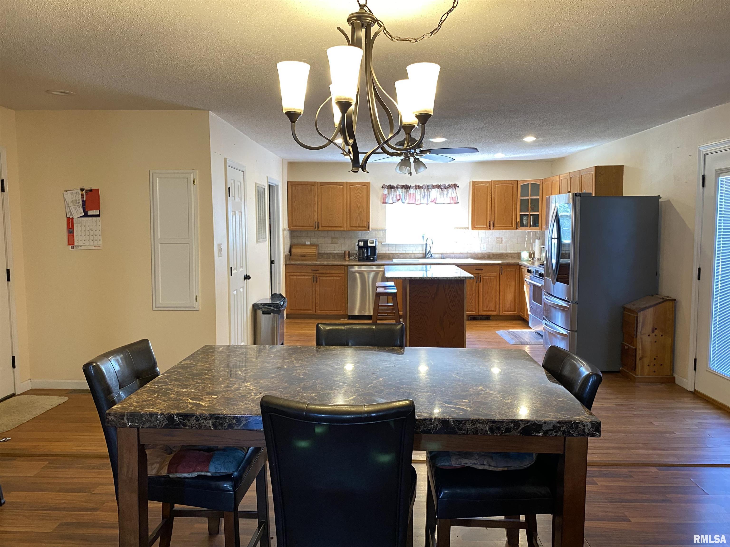 407 North Howard Street Ava, IL 62907 - Photo 4 of 27 Gallery Image 4