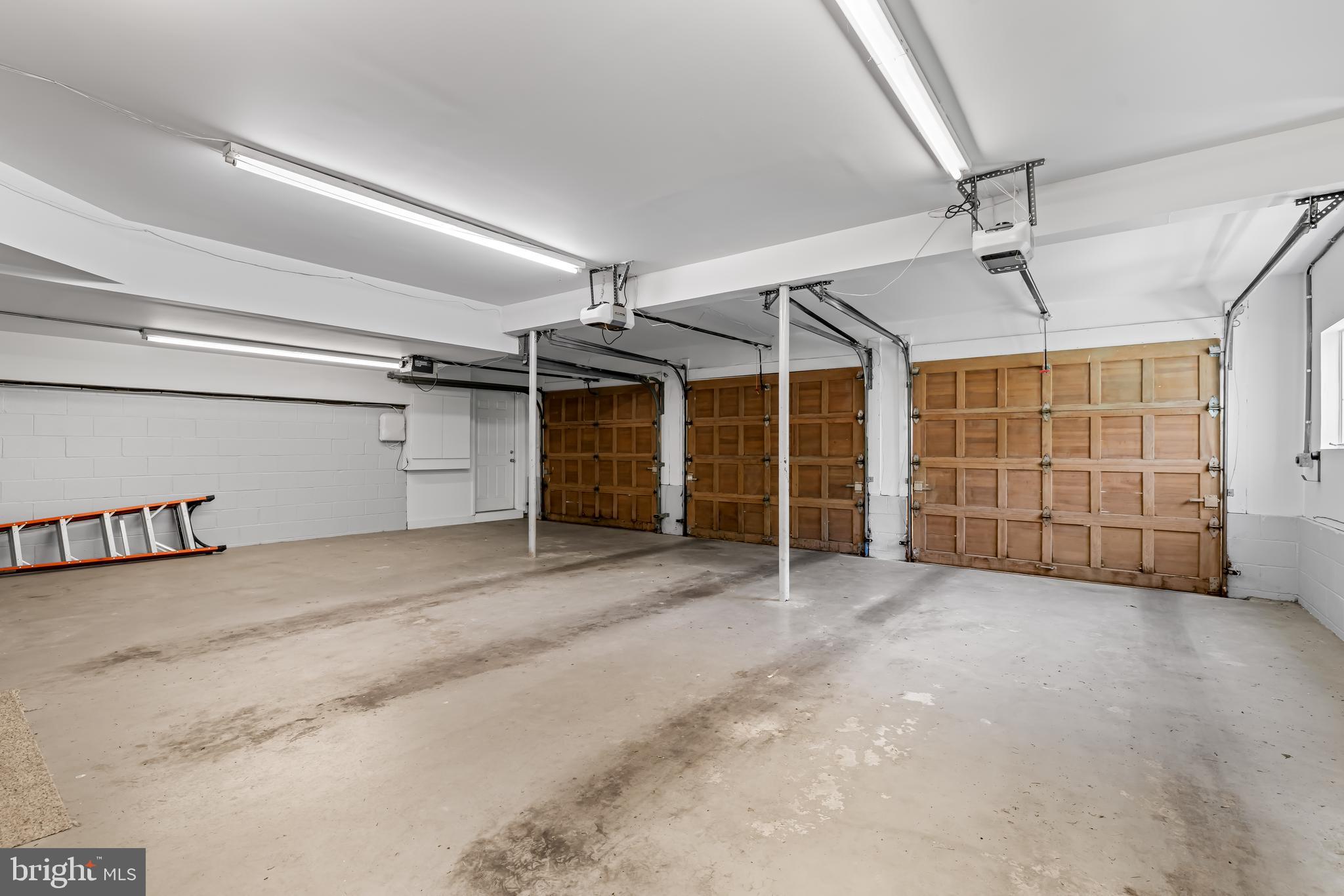 1216 Berwick Road Baltimore, MD 21204 - Photo 64 of 96 Garage