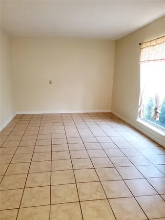 $1,900 | 11806 Hillcroft Avenue, Houston, TX 77035