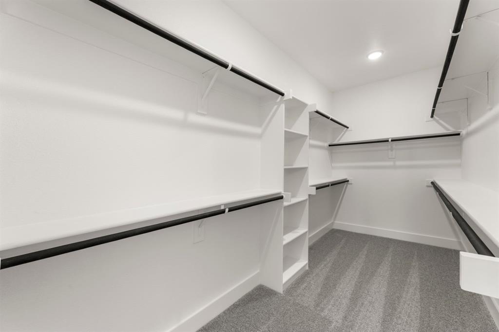 9621 Chesney Drive Forney, TX 75126 - Photo 33 of 36 a view of an empty walk in closet