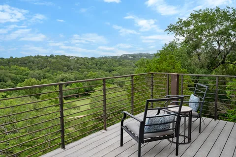 $699,000 | 6905 Crosby Circle, Unit 16, Austin, TX 78746