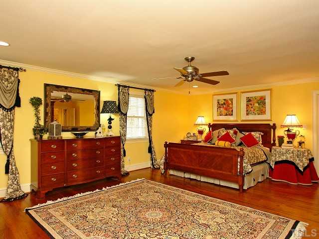 904 Wakestone Court Raleigh, NC 27609 - Photo 14 of 25 Gallery Image 14