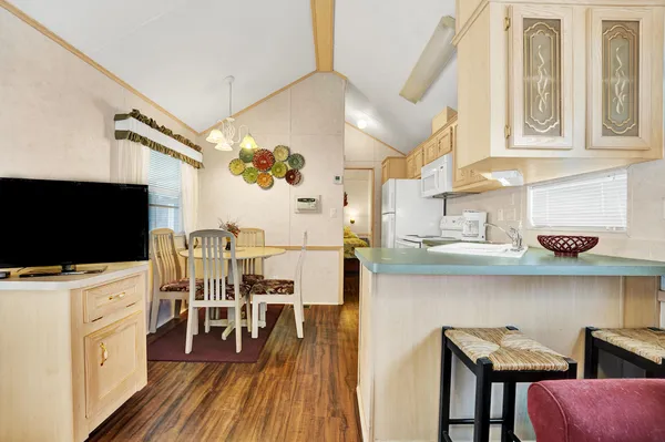 $135,000 | 1219 Thomas Drive, Unit 266, Panama City Beach, FL 32408