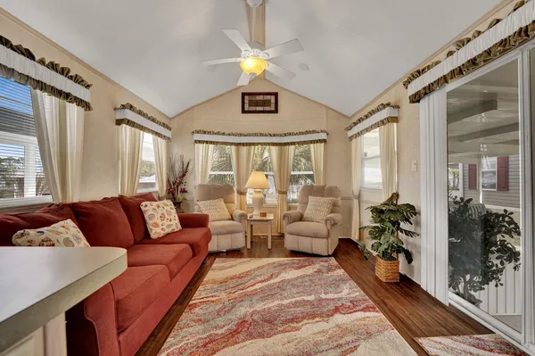 $135,000 | 1219 Thomas Drive, Unit 266, Panama City Beach, FL 32408