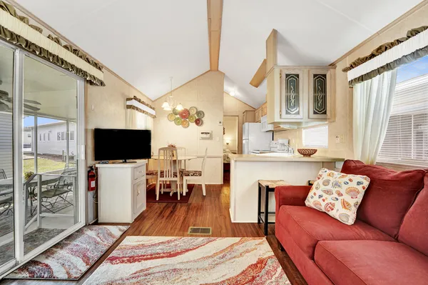 $135,000 | 1219 Thomas Drive, Unit 266, Panama City Beach, FL 32408