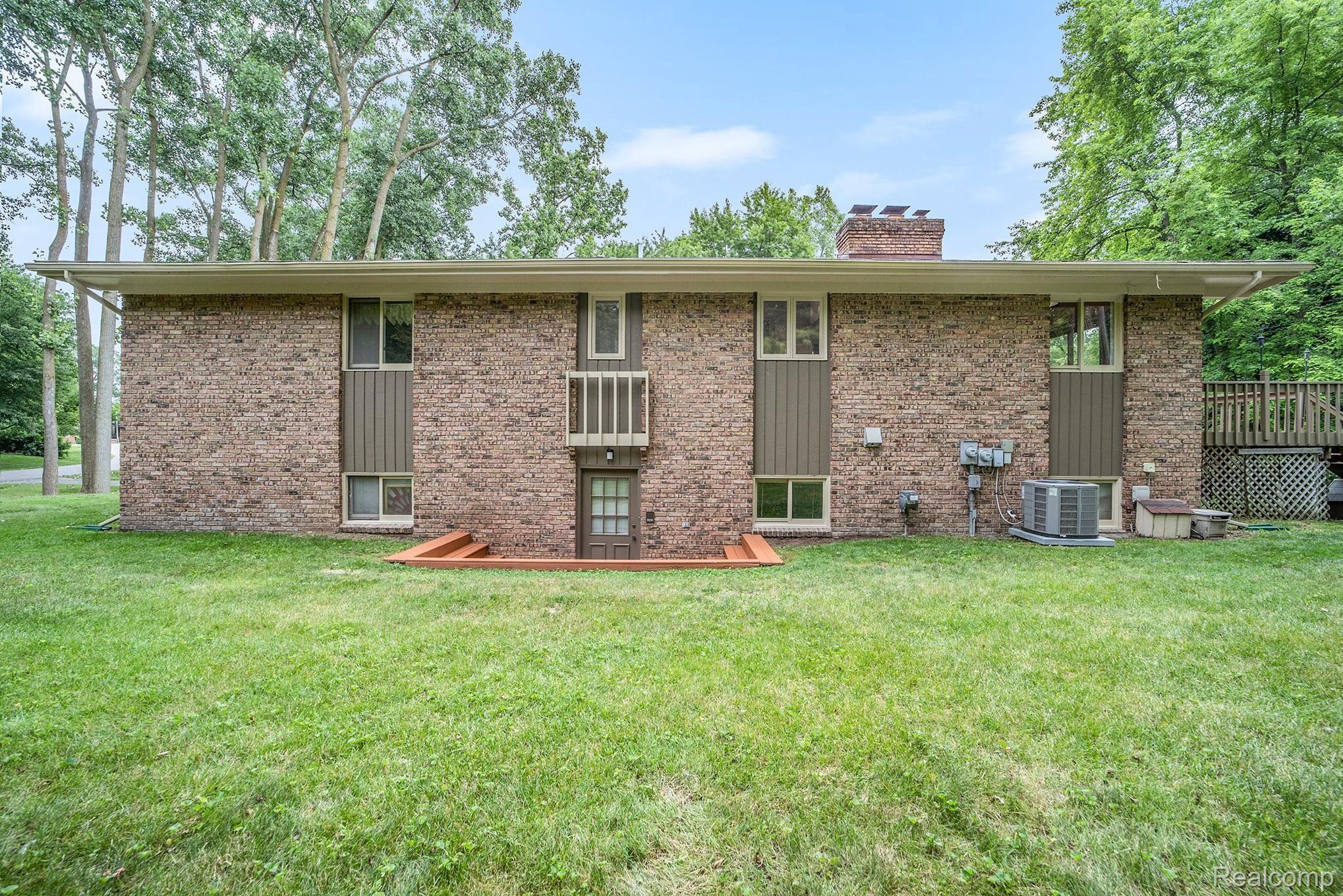 362 Randolph Road Rochester, MI 48309 - Photo 3 of 36 Photo (4).jpg
