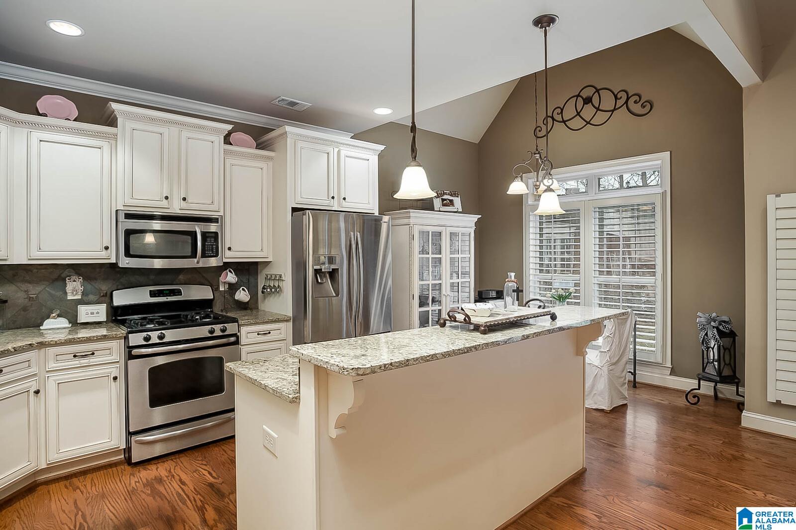 209 Kenniston Dale Pelham, AL 35124 - Photo 16 of 44