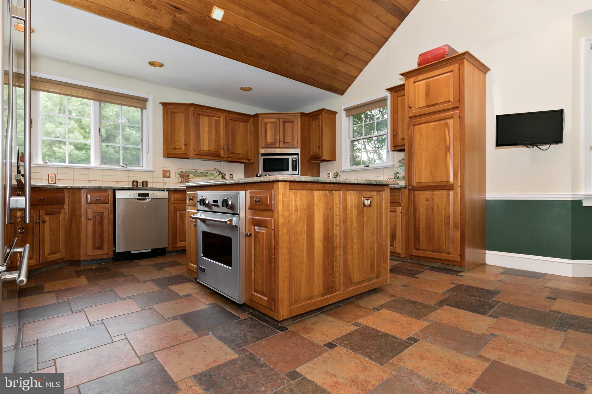 51 Cove Road Moorestown, NJ 08057 - Photo 3 of 40