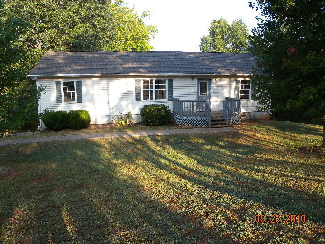 90 Tolley Road Hardy, VA 24101 - Photo 1 of 17 Front