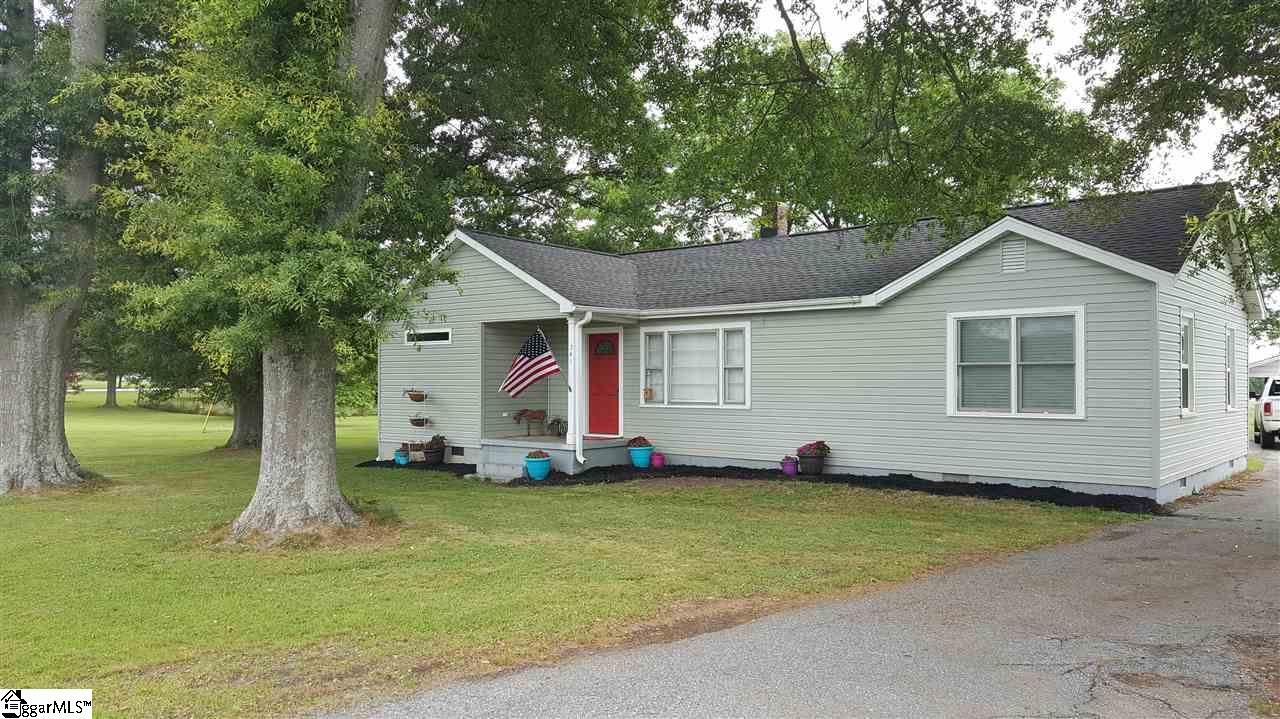 341 Jackson Road Inman, SC 29349 - Photo 1 of 27