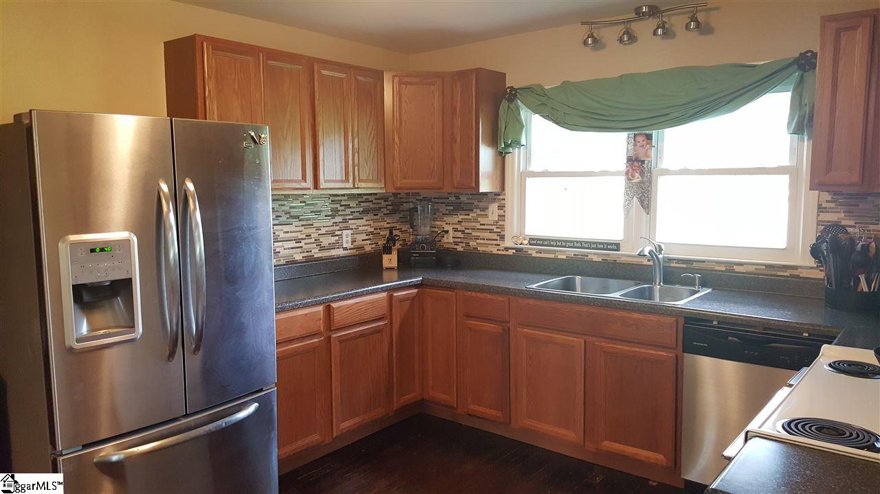 341 Jackson Road Inman, SC 29349 - Photo 6 of 27