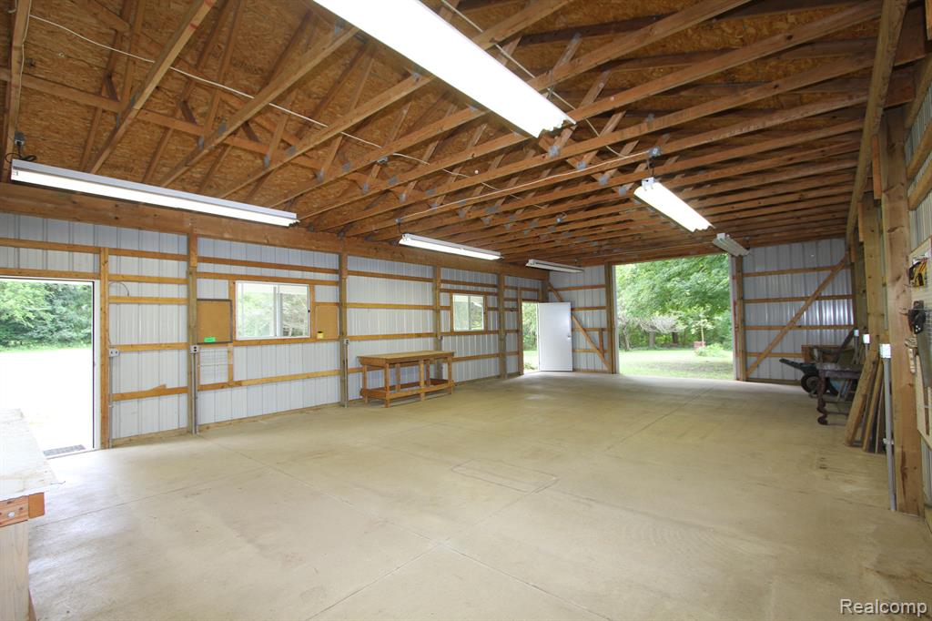 350 East Buell Road Rochester, MI 48306 - Photo 14 of 41