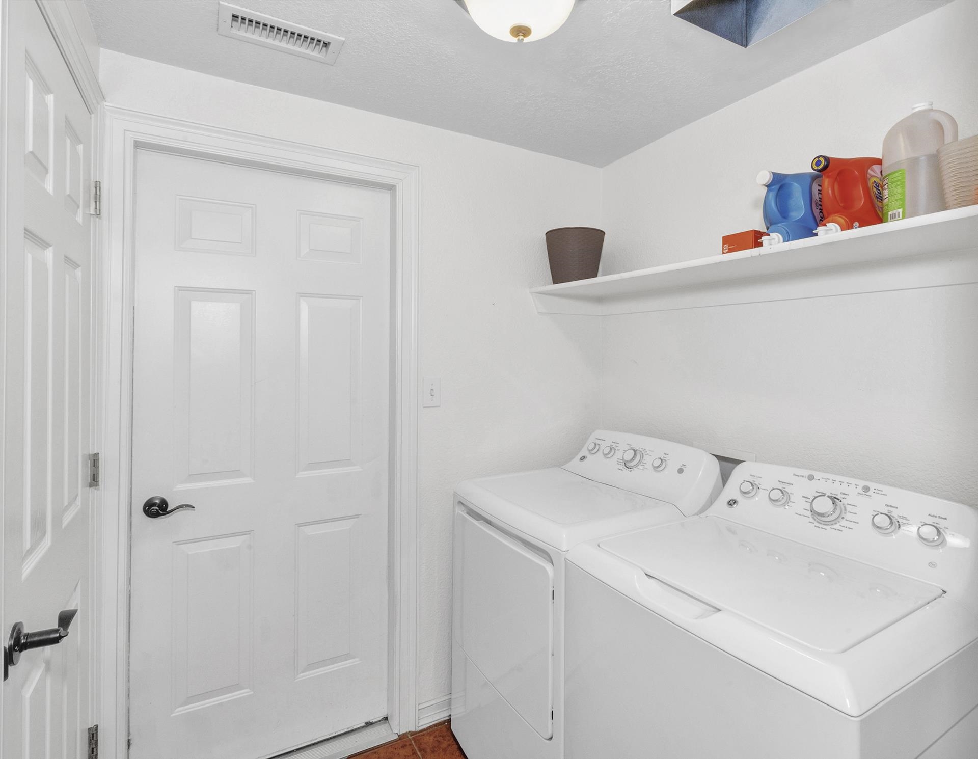 2432 Jack Creek Road Grand Junction, CO 81505 - Photo 19 of 26 a utility room with dryer and washer