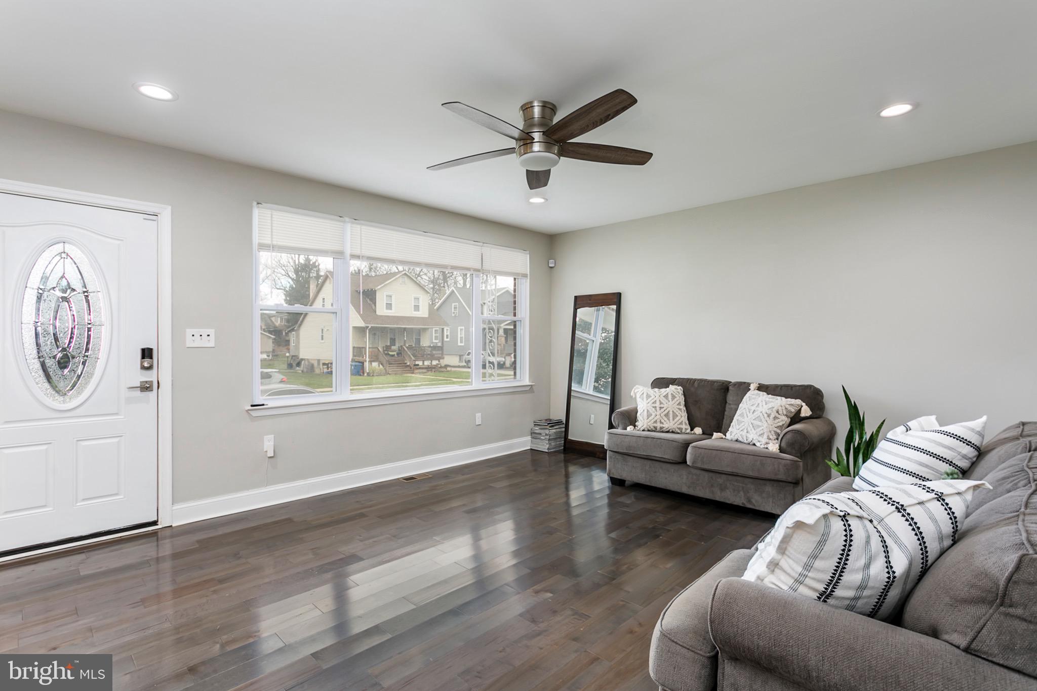 2919 Fendall Road Baltimore, MD 21207 - Photo 2 of 20 Living Space