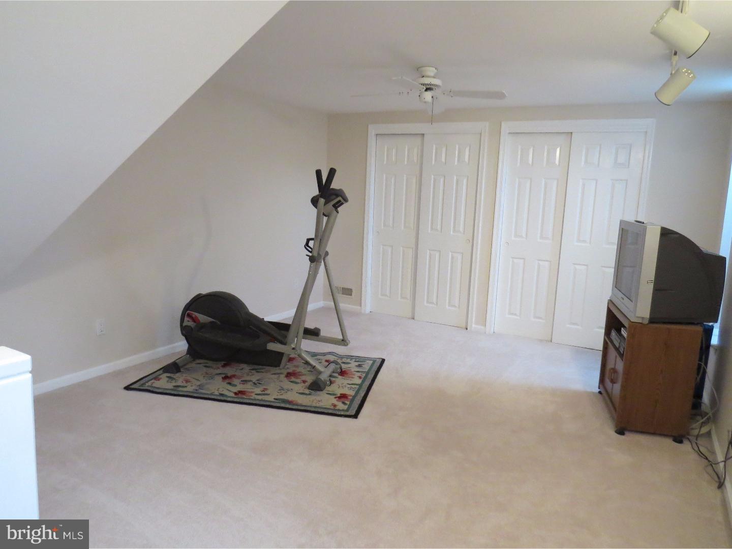 227 Fox Run Exton, PA 19341 - Photo 16 of 24 Bedroom 3