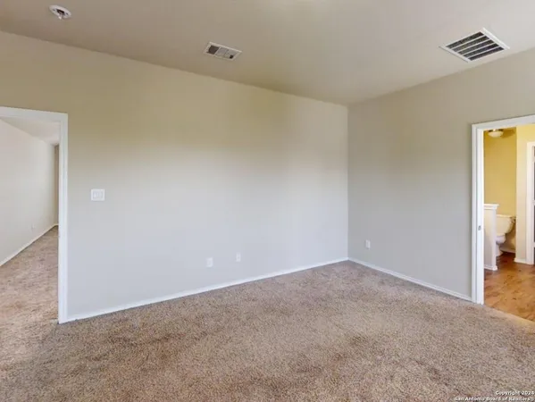 $1,750 | 8403 Blackstone Cove, Converse, TX 78109