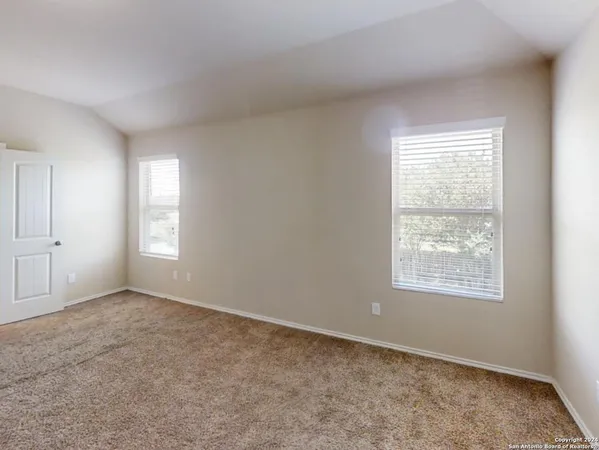 $1,750 | 8403 Blackstone Cove, Converse, TX 78109