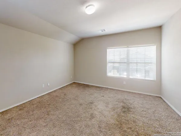 $1,750 | 8403 Blackstone Cove, Converse, TX 78109