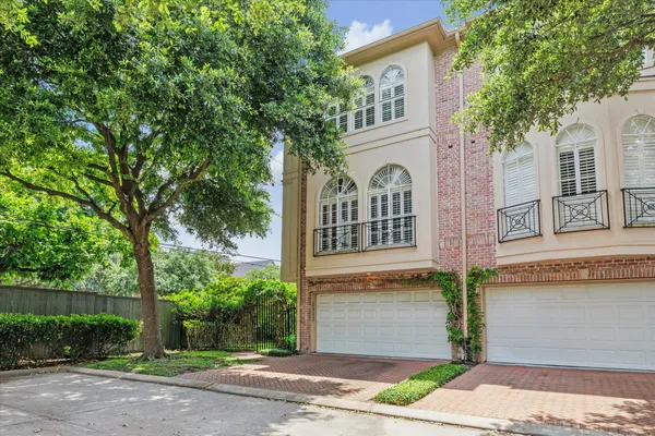 $4,150 | 2943 Brompton Square Drive, Houston, TX 77025