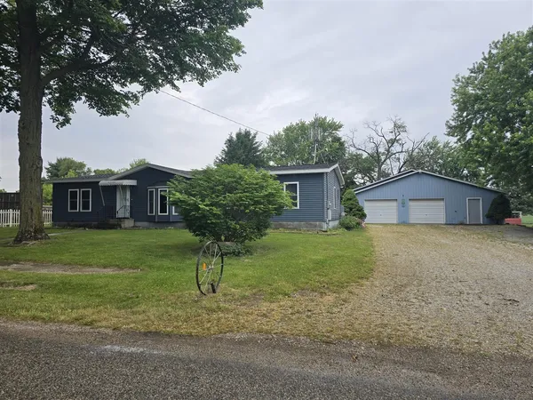 $260,000 | 53140 Fulton Road, Leonidas, MI 49066