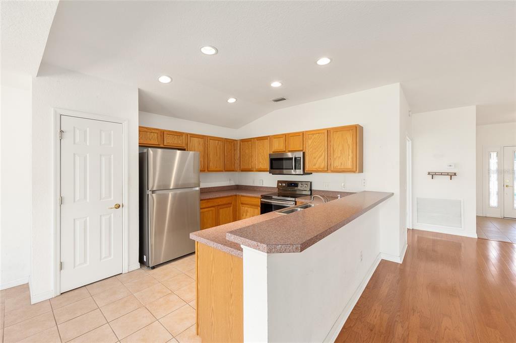 9210 Southeast 118th Loop Summerfield, FL 34491 - Photo 15 of 56