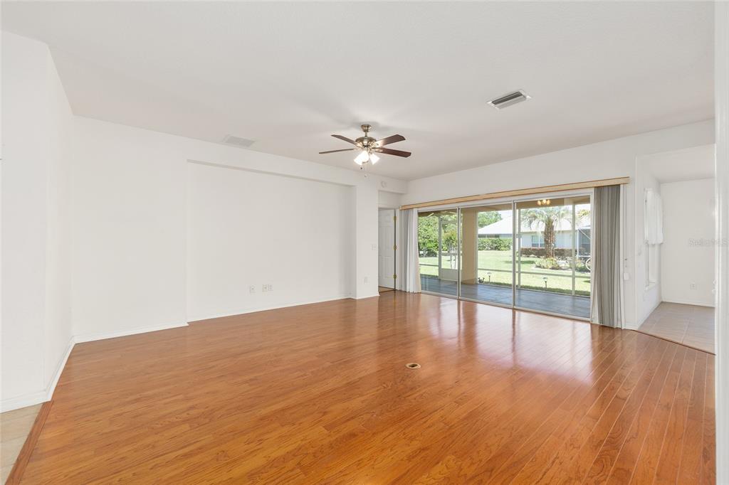 9210 Southeast 118th Loop Summerfield, FL 34491 - Photo 10 of 56