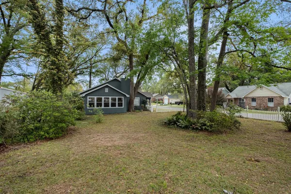 $2,500 | 1552 Cinnamon Bear Circle, Tallahassee, FL 32311