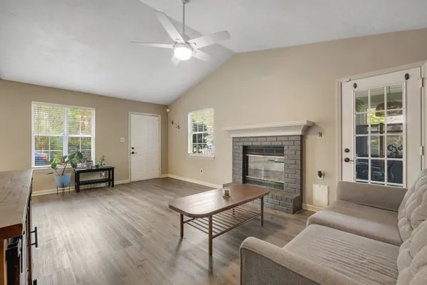 $2,400 | 1552 Cinnamon Bear Circle, Tallahassee, FL 32311