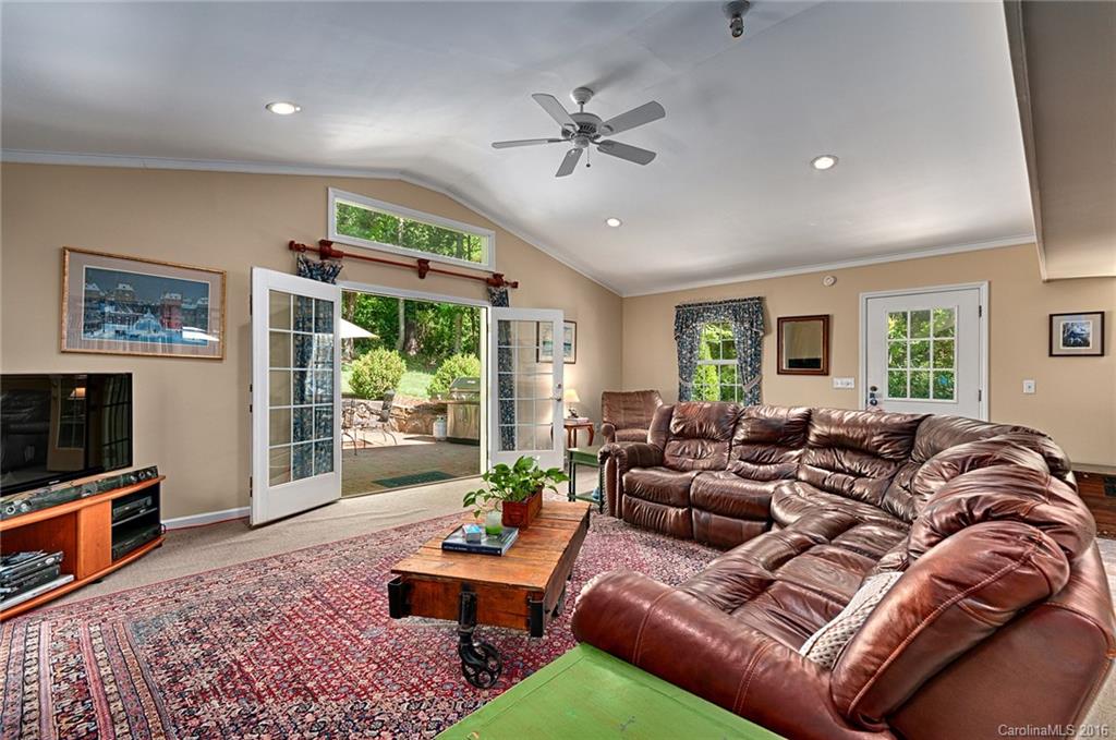 15 Park Road Asheville, NC 28803 - Photo 14 of 18 Gallery Image 14