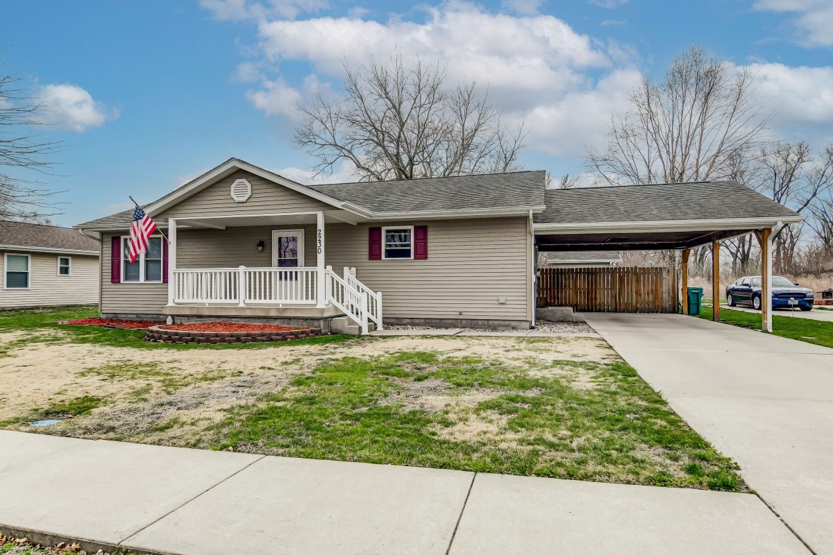 2230 East Enterprise Street Springfield, IL 62702 - Photo 3 of 39