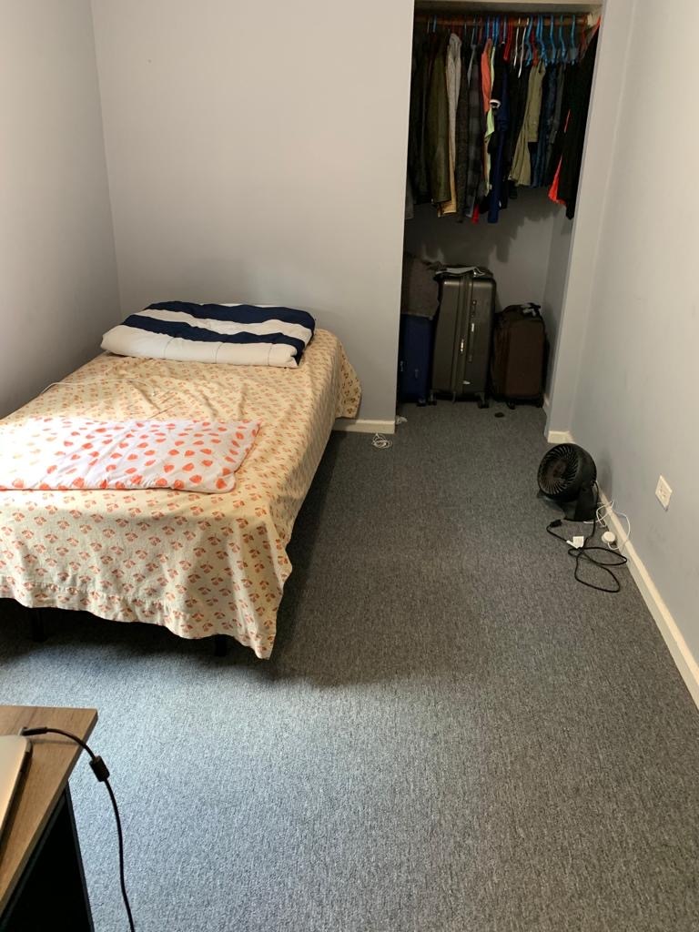 1305 West Fillmore Street Chicago, IL 60607 - Photo 2 of 5 a bed and a bed in a room