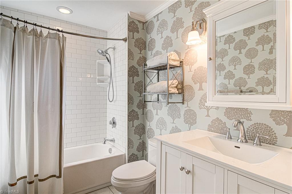2000 Robinhood Road Winston-Salem, NC 27104 - Photo 12 of 35 Gallery Image 12