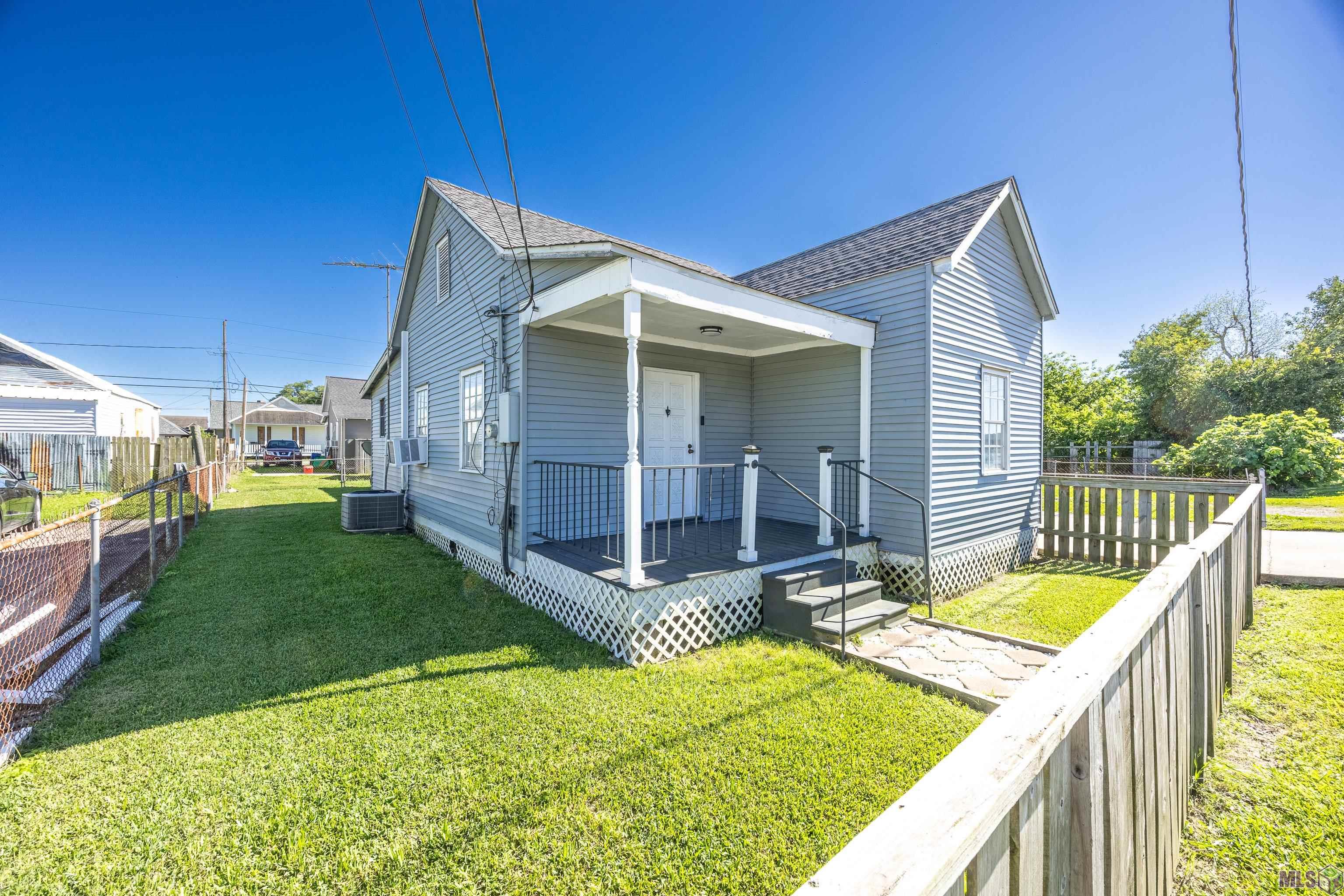 509 Canal Street Lockport, LA 70374 - Photo 2 of 17
