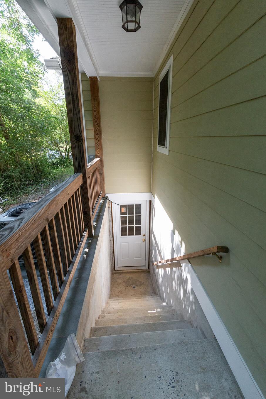 6403 Stoneham Road Bethesda, MD 20817 - Photo 29 of 30 Gallery Image 29