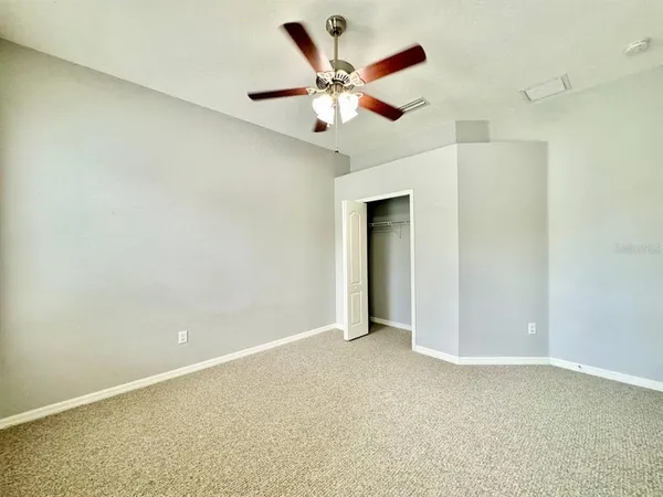 $2,750 | 18205 Fall Creek Drive, Lutz, FL 33558