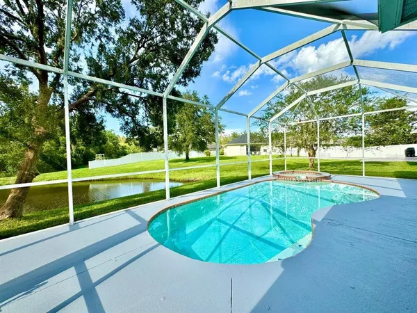 $2,750 | 18205 Fall Creek Drive, Lutz, FL 33558