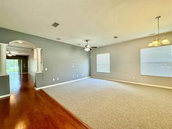 $2,750 | 18205 Fall Creek Drive, Lutz, FL 33558