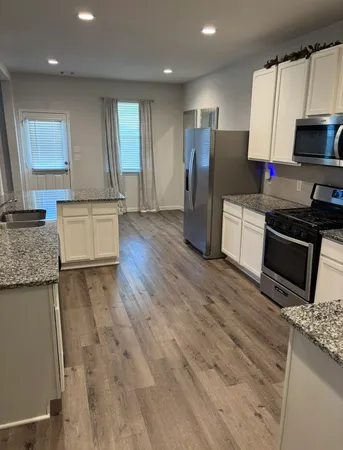 $2,750 | 17607 Desmond Street, Humble, TX 77346