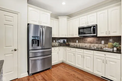 $565,000 | 4498 Nottinghill Drive, Avon, IN 46123